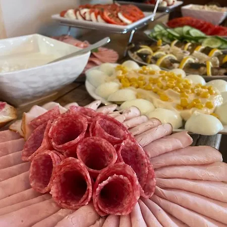 منتجع Sarenka *