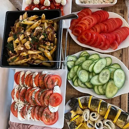 Курортный комплекс Sarenka